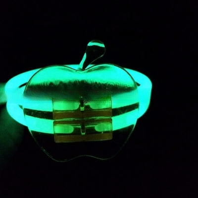 PE Fluorescente Liquid Butterfly Glow Stick Bracelets per Halloween Trick or Treat